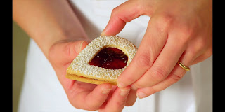 The ultimate guide to making Linzer cookies, how to make